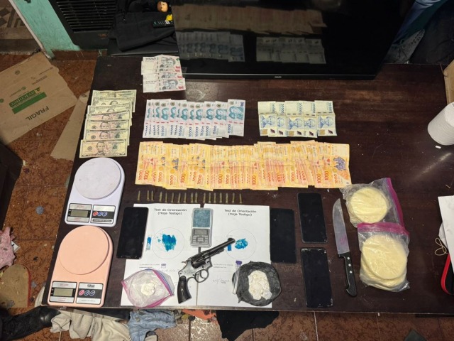 Allanaron por robo, encontraron cocana para la venta